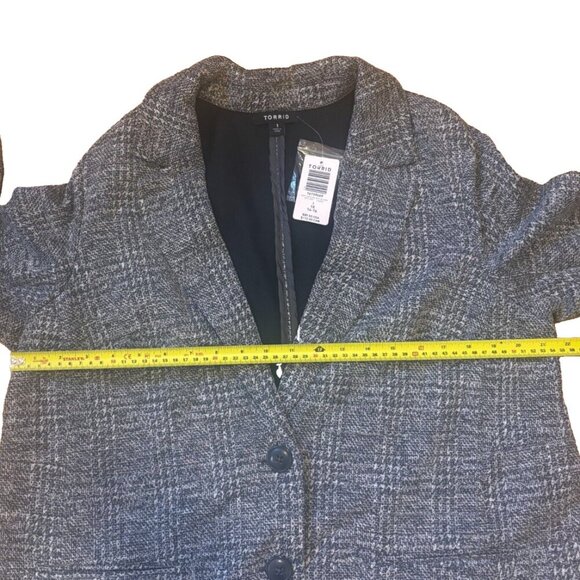 Torrid Longline Knit Blazer Jacket 1X Womens Gray Long Sleeve 2 Button Plaid NWT - Picture 5 of 6
